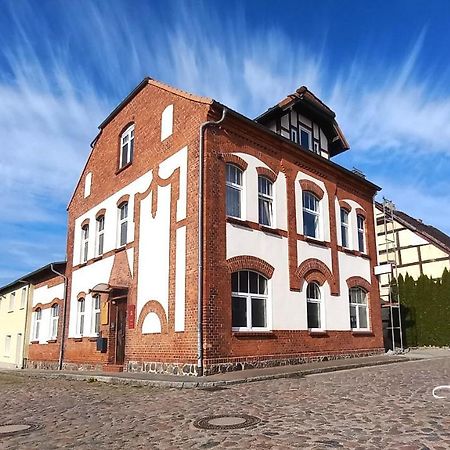 Triskele Haus - Oekologisches Gaestehaus Der Heilstaette Strelitz Neustrelitz Luaran gambar
