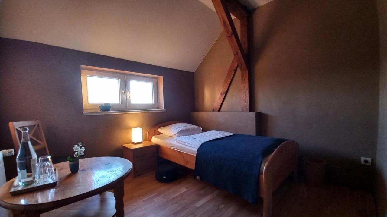 Triskele Haus - Oekologisches Gaestehaus Der Heilstaette Strelitz Neustrelitz Luaran gambar