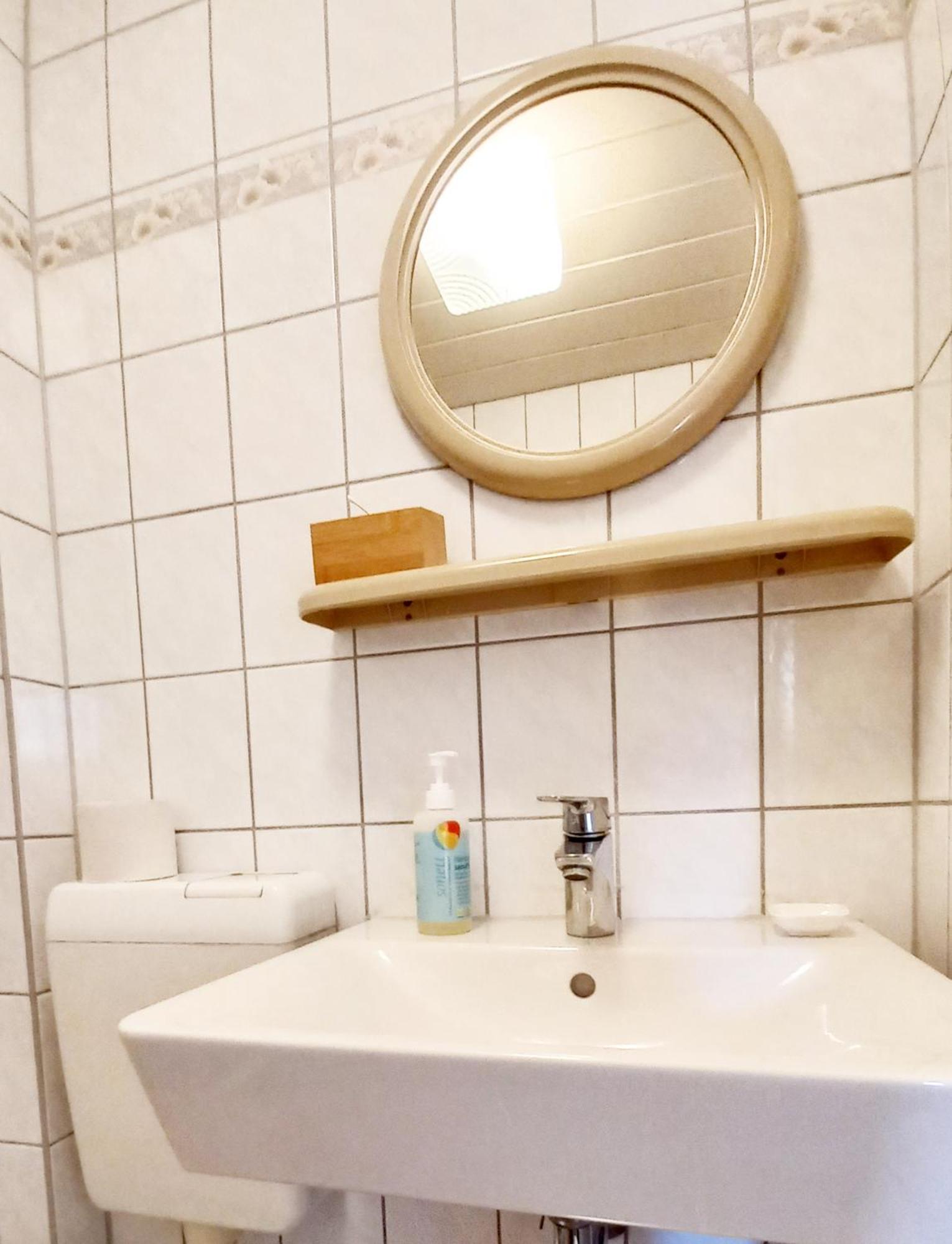 Triskele Haus - Oekologisches Gaestehaus Der Heilstaette Strelitz Neustrelitz Bilik gambar
